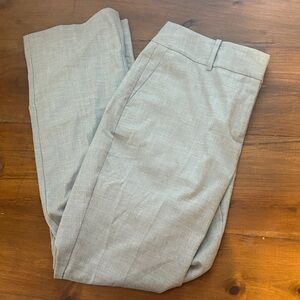 🤍 Anne Taylor Gray Dress Pants